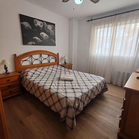 גאנדיה Apartamento Pilar Solo Familias מראה חיצוני תמונה