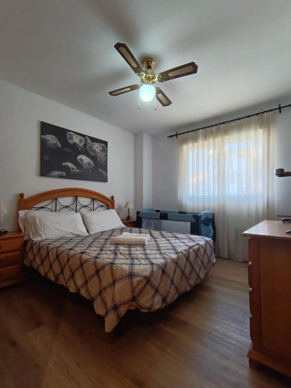 גאנדיה Apartamento Pilar Solo Familias מראה חיצוני תמונה